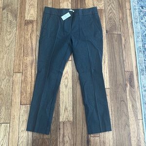 LOFT Modern Skinny Ankle Petite -Size 6